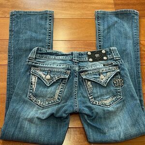 Miss Me low raise boot cut rhinestone jinx size 28
